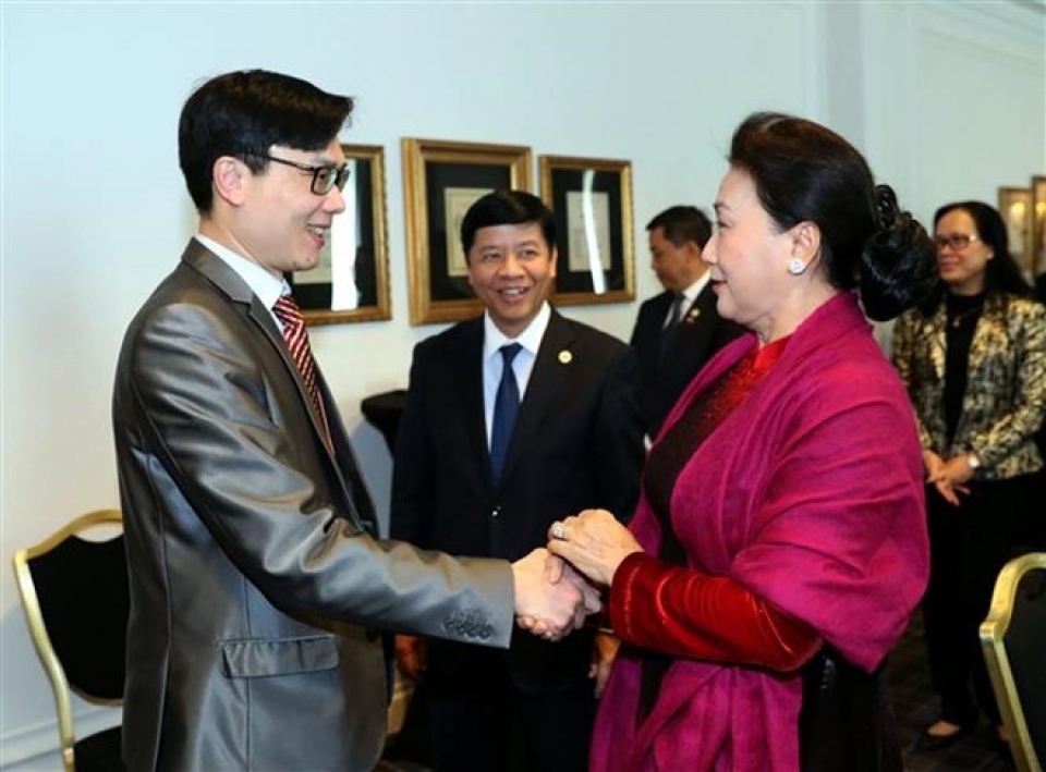 na leader meets organisers of vietnam global leaders forum in paris