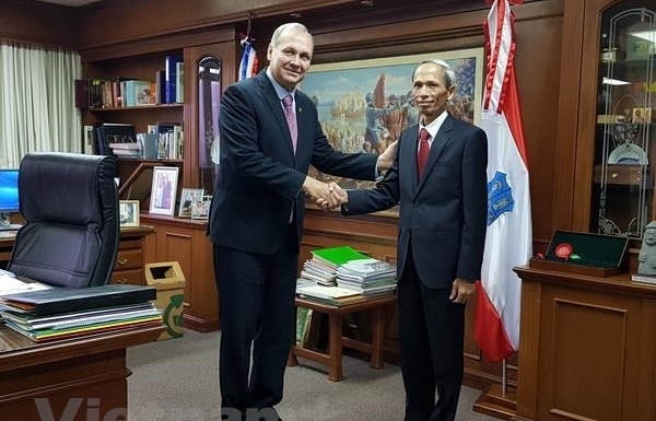 Ambassador works to boost Vietnam-Paraguay cooperation