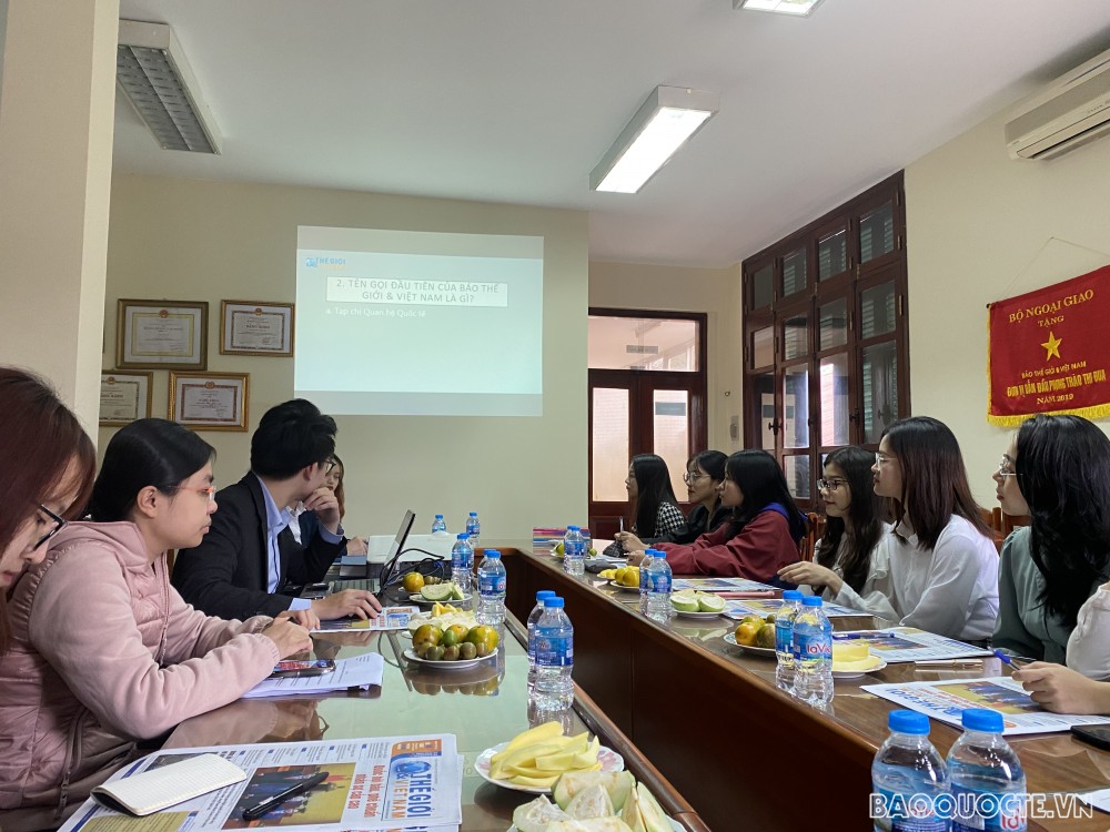 Báo Thế giới & Việt Nam tổ chức giao lưu với cộng tác viên trẻ và thực tập sinh