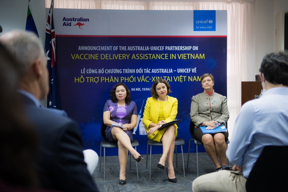 Ngày 19/4, Đại sứ quán Australia tại Việt Nam và UNICEF công bố gói hỗ trợ triển khai vaccine Covid-19 tại Việt Nam trị giá 13,5 triệu AUD