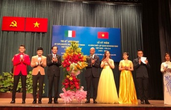 Vietnam-Italy diplomatic ties marked in HCM City