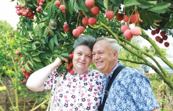 Hoping Romanians enjoy Vietnamese fruits
