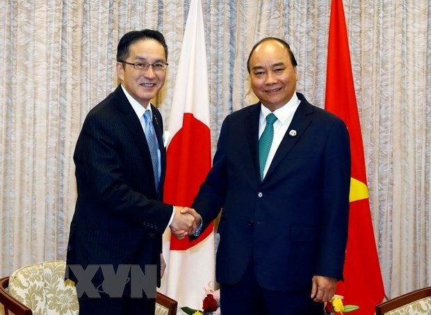 pm receives chairman of japan vietnam friendship parliamentary alliance