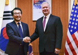 Quan hệ liên Triều leo thang, Đặc phái viên Hàn Quốc bất ngờ tới Mỹ
