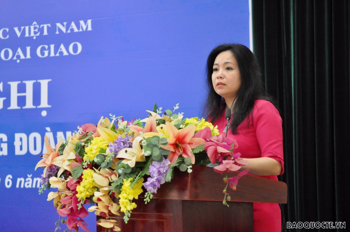 Chủ tịch Công đoàn Bộ Ngoại giao Phan Kiều Thu phát biểu khai mạc Hội nghị.