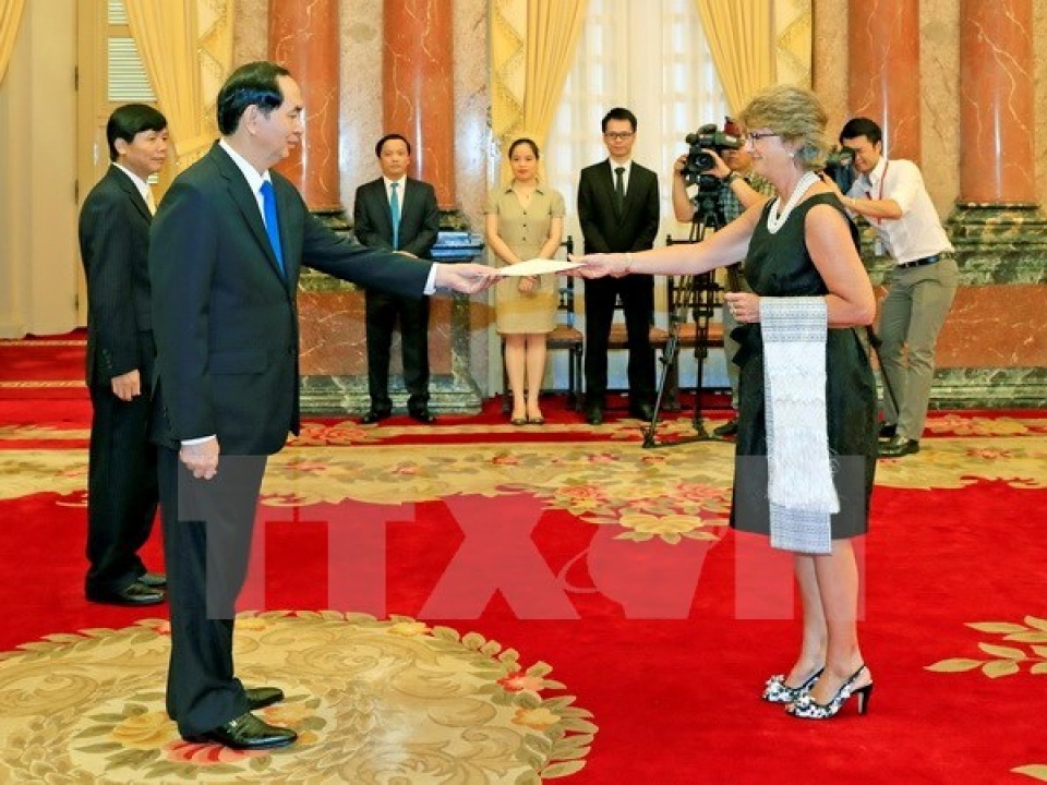 president tran dai quang receives new spanish yemen ambassadors