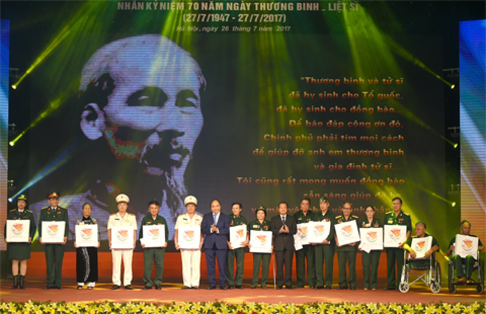 pm asks for more efforts to care for revolution contributors