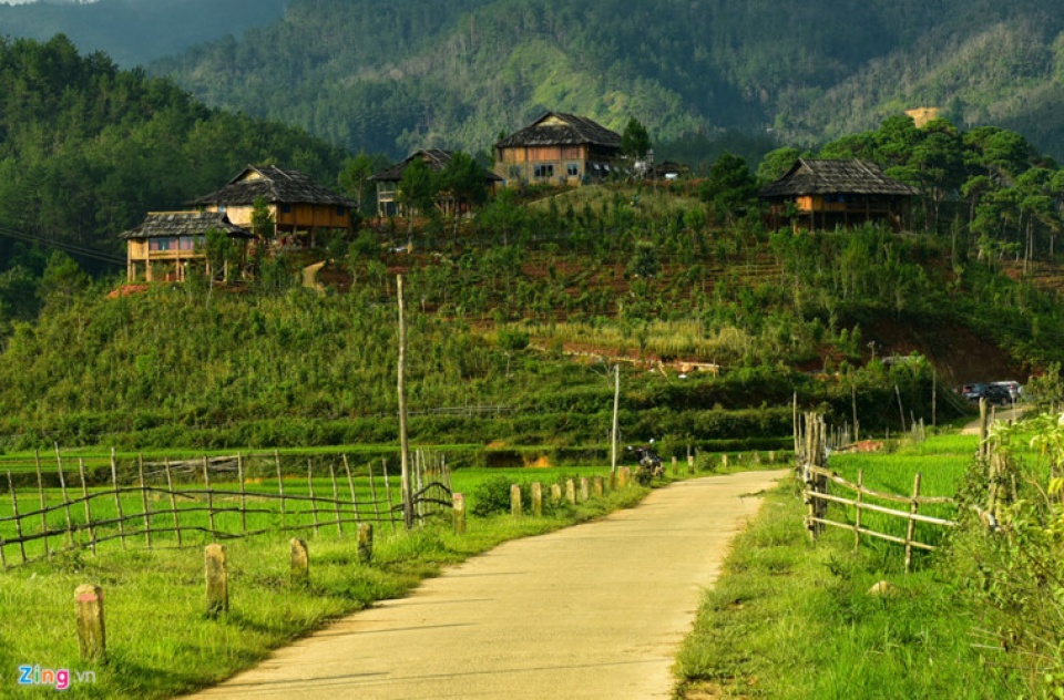 exploring hang la cave in mu cang chai