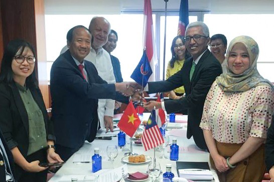 vietnam fulfills role of asean committees chair in spain