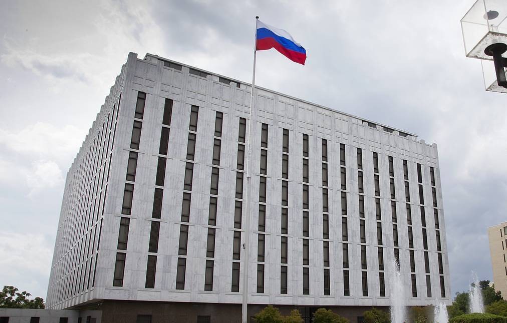 Tòa nhà Đại sứ quán Nga tại Mỹ. (Nguồn: AP)