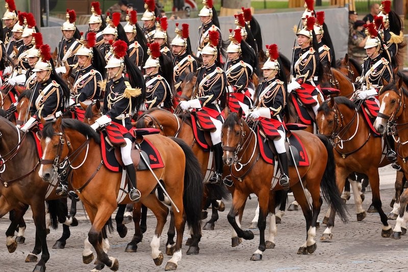 Pháp đã sử dụng 200 con ngựa trong lễ diễu hành (Nguồn: RTL)
