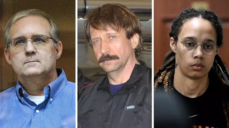 Nga và Mỹ đang đàm phán để trao đổi các tù nhân. (Từ trái qua phải) Paul Whelan, Viktor Bout và Brittney Griner. (Nguồn: CBS)