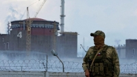 Tình hình Ukraine: Tổng thống Zelensky tiếp tục quan ngại về nhà máy điện hạt nhân Zaporizhzhia, Kiev thông báo mở rộng công tác sơ tán dân thường
