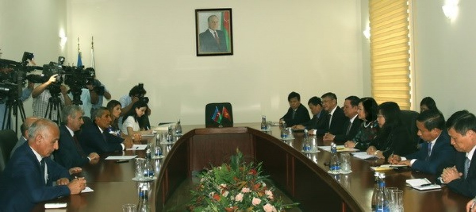 vietnam azerbaijan eye stronger cooperation