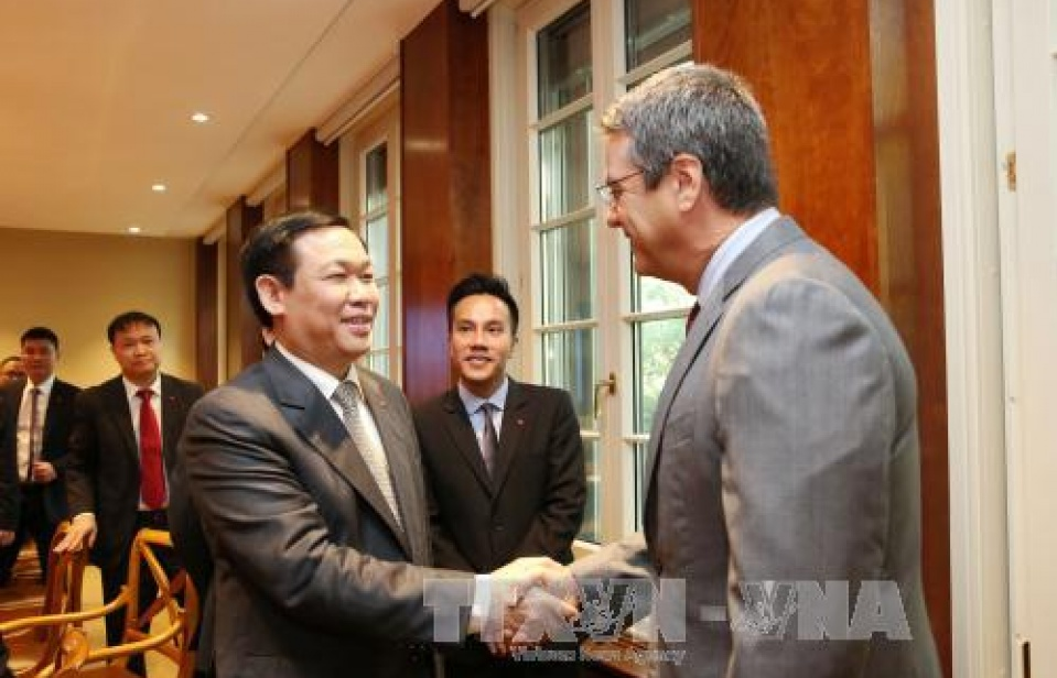 Phó Thủ tướng Vương Đình Huệ làm việc với lãnh đạo WTO tại Geneva