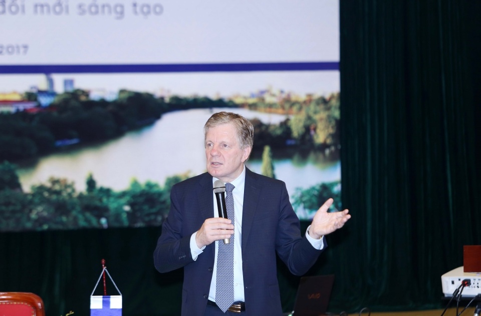 former finnish pm talks innovation based economic development