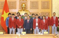 pm joining hands in building asean community in the industry 40