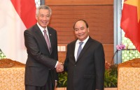 pm nguyen xuan phuc meets asean leaders