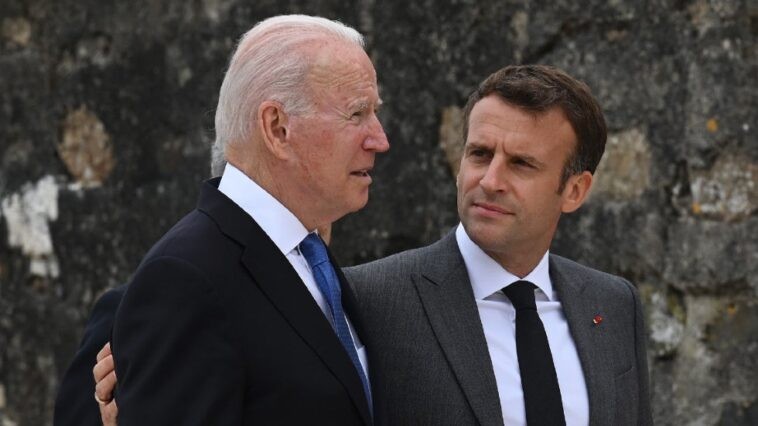 Tổng thống Mỹ Joe Biden và người đồng cấp Pháp Emmanuel Macron. (Nguồn: Getty)