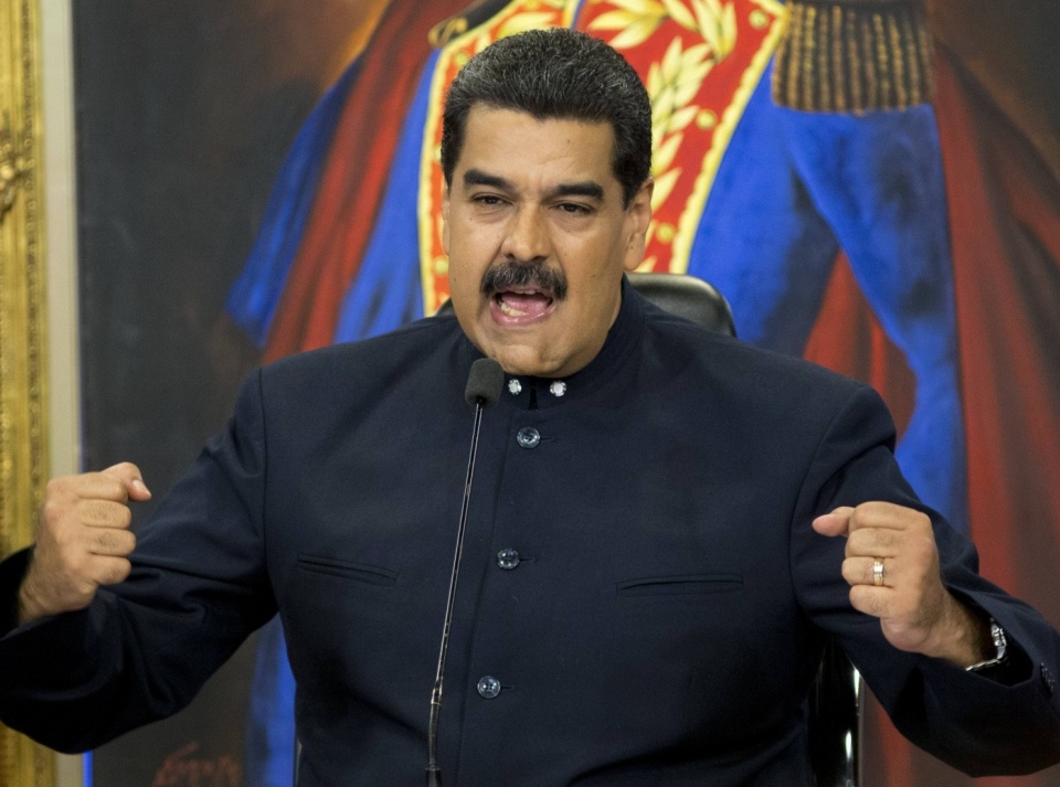 venezuela phan doi lenh trung phat cua eu