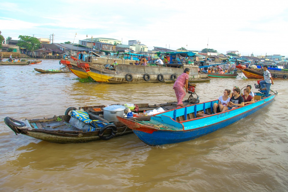 floating markets in the south western region