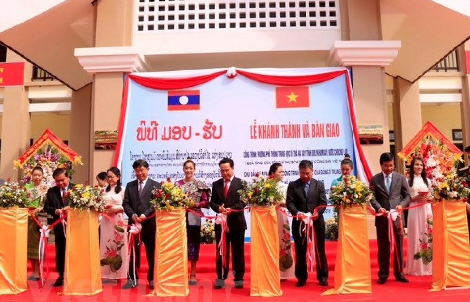 School funded by Vietnamese Party leader handed over to Laos