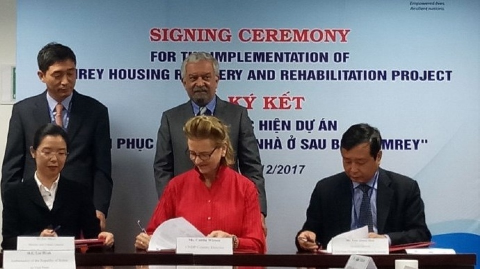 rok supports vietnam in recovery from typhoon consequences