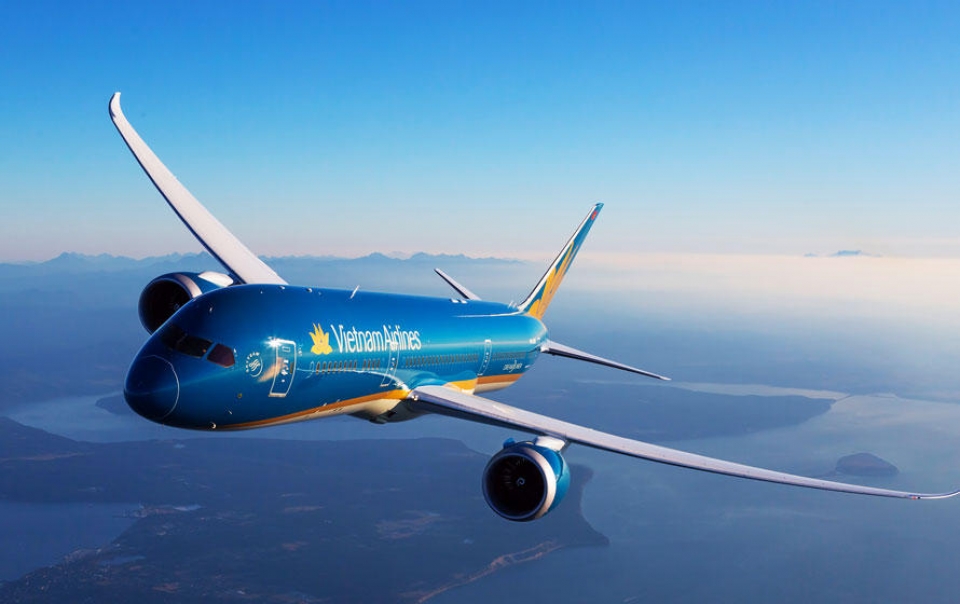 vietnam airlines debuts premium economy seats for japanese routes