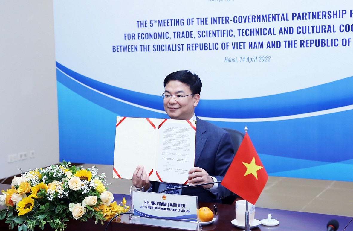 Quyết tâm đẩy mạnh hợp tác toàn diện Việt Nam-Nam Phi