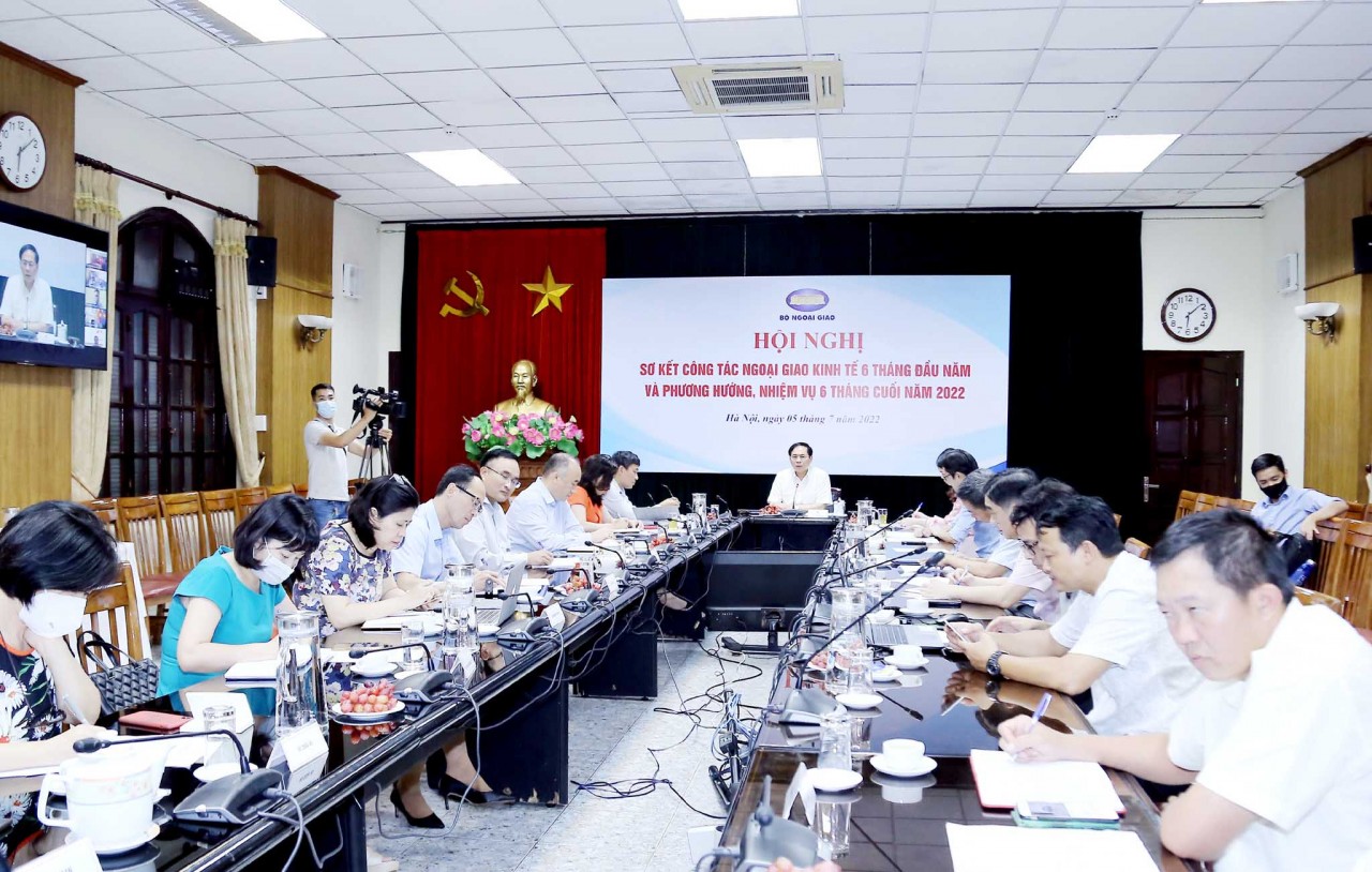 Hội nghị sơ kết công tác ngoại giao kinh tế 6 tháng đầu năm 2022