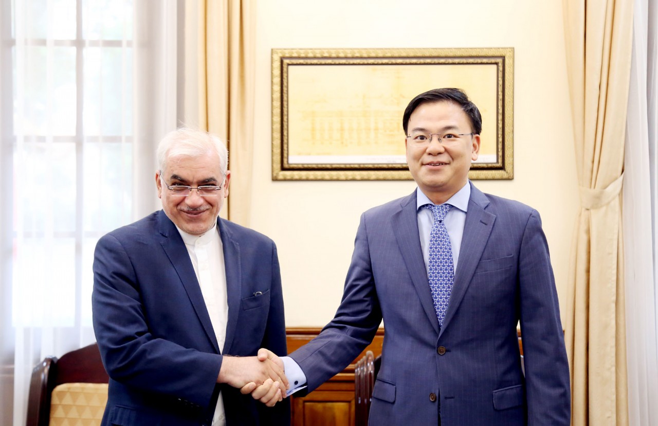 Thứ trưởng Ngoại giao Phạm Quang Hiệu tiếp Trợ lý Bộ trưởng Ngoại giao Iran
