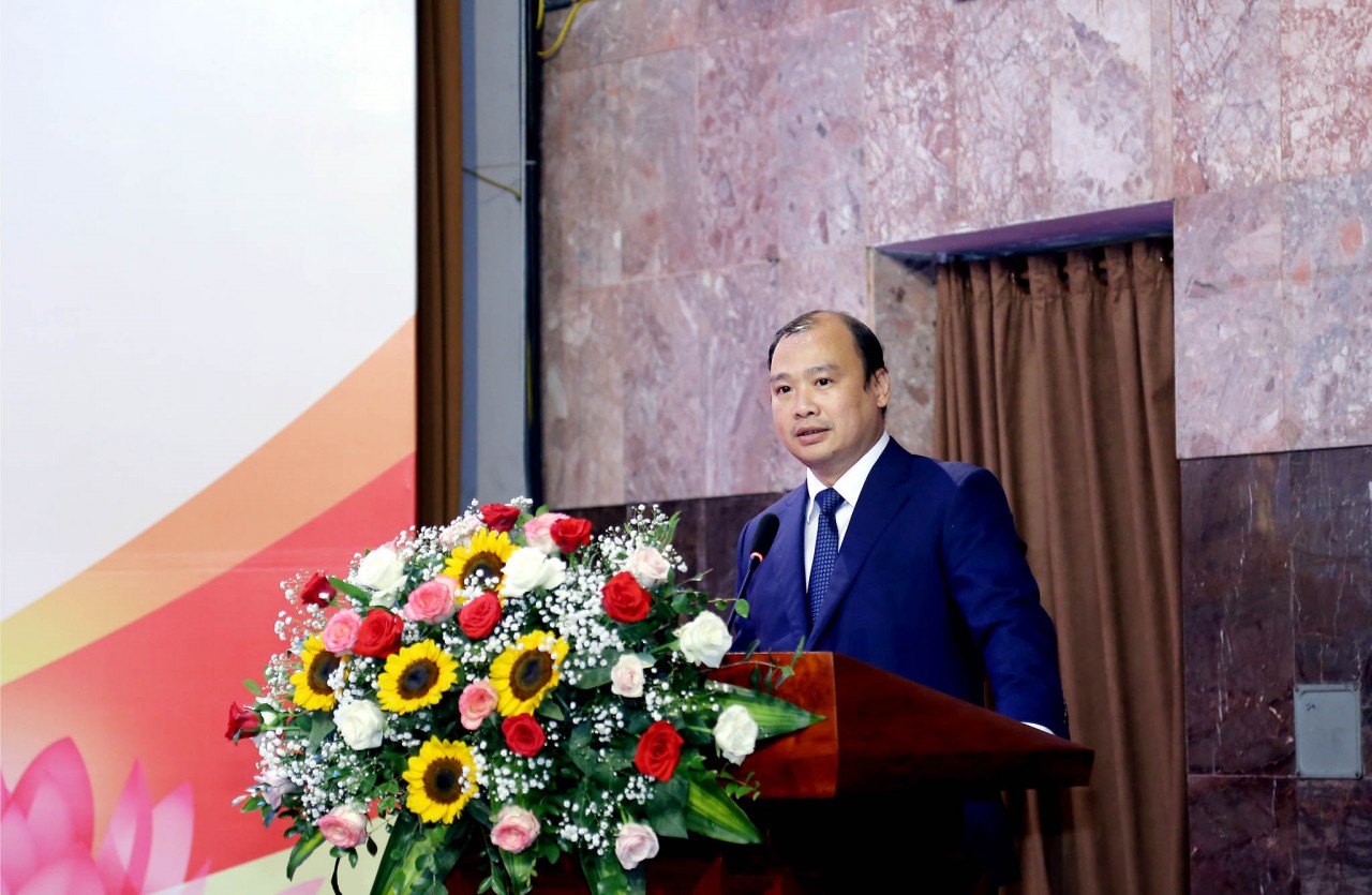 Ông Lê Hải Bình, Ủy viên dự khuyết Trung ương Đảng, Phó Trưởng Ban Tuyên giáo Trung ương phát biểu tại Hội thảo kỷ niệm 35 năm UNESCO tôn vinh Chủ tịch Hồ Chí Minh. (Ảnh: Quang Hoà)