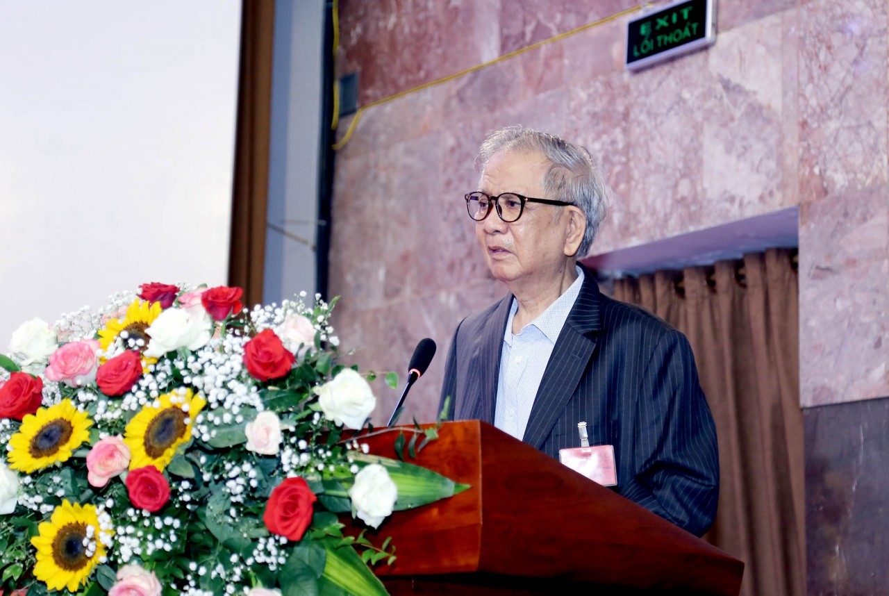 Ông Nguyễn Dy Niên, nguyên Bộ trưởng Bộ Ngoại giao phát biểu tại Hội thảo kỷ niệm 35 năm UNESCO tôn vinh Chủ tịch Hồ Chí Minh. (Ảnh: Quang Hoà)
