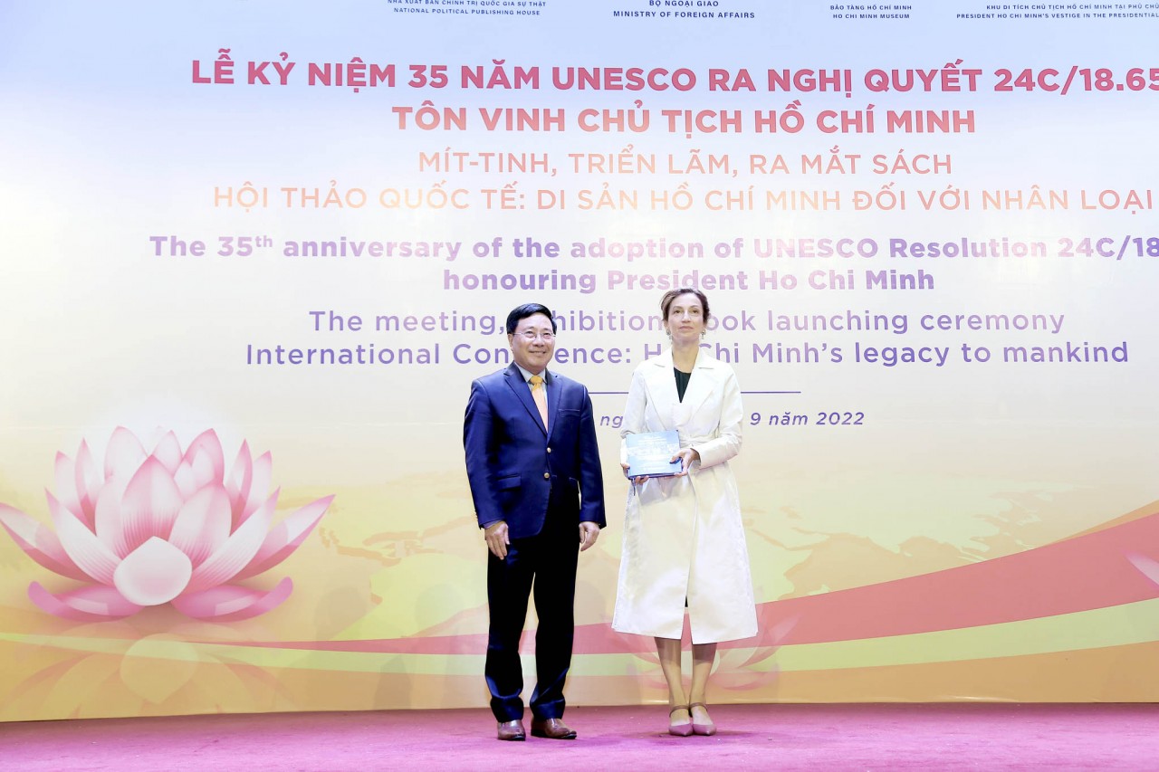 Lễ giới thiệu cuốn sách ‘Tình cảm của nhân dân thế giới với Chủ tịch Hồ Chí Minh’