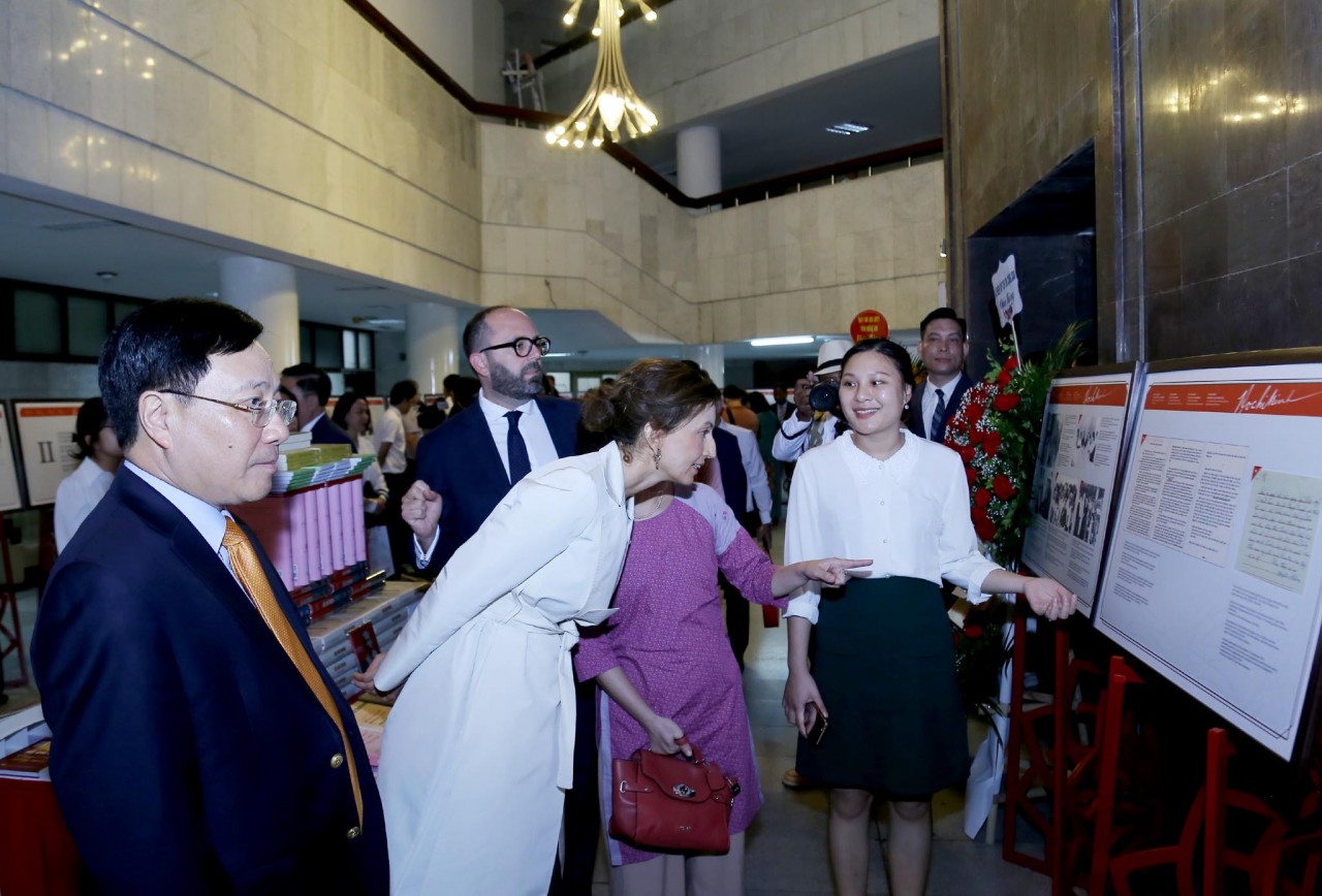 Ceremony marks UNESCO Resolution honouring President Ho Chi Minh