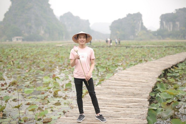 Theo chân Phạm Văn Sơn khám phá Ninh Bình