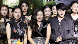 Fashion Runway Spring - Summer 2021: Rực rỡ, ý nghĩa và thành công