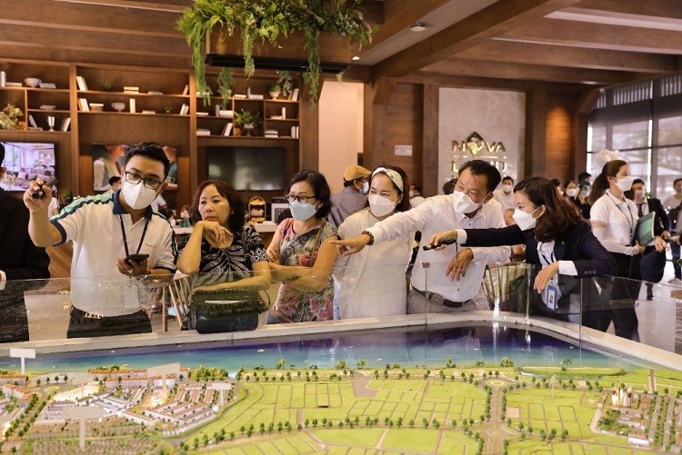 Aqua City thu hút nhiều nhà đầu tư tham quan tìm hiểu dự án mỗi ngày (Ảnh:Novaland)