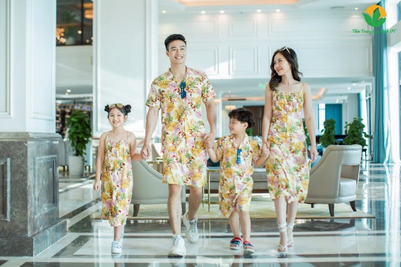 Thời trang gia đình VT - thương hiệu thời trang lanh uy tín trên thị trường may mặc Việt Nam.