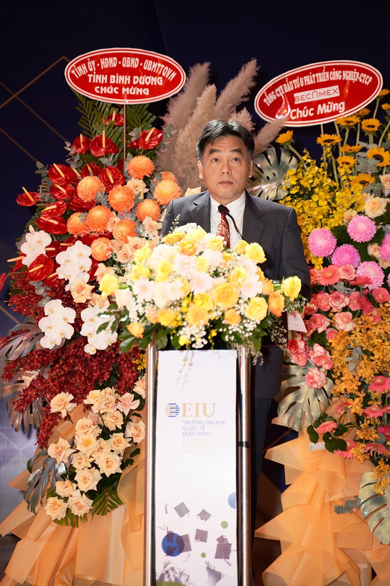 Phó chủ tịch uỷ ban nhân dân tỉnh Bình Dương Nguyễn Lộc Hà phát biểu tại buổi lễ.
