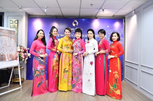 Happy Women Leader Network tổ chức kỷ niệm ngày Doanh nhân Việt Nam