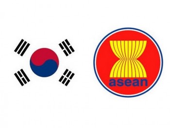 Thủ tướng Nguyễn Xuân Phúc tham dự Hội nghị Cấp cao ASEAN-Hàn Quốc lần thứ 20