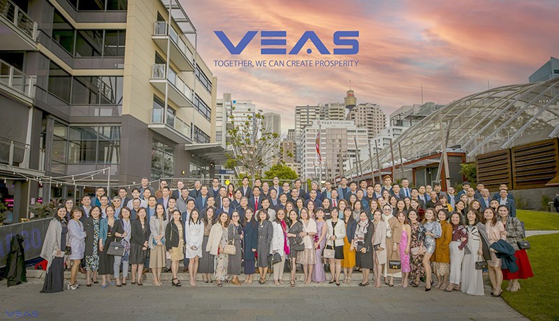 Hội viên và khách mời tham dự “Đại nhạc tiệc VEAS 2021”.