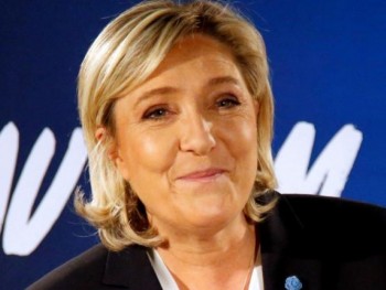 Chính khách Pháp dự báo “sự thức tỉnh của châu Âu” năm 2017