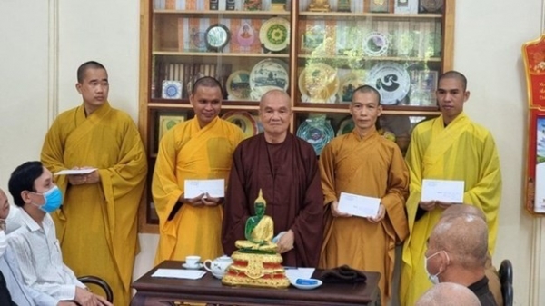 New heads of pagodas in Truong Sa appointed