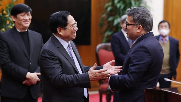PM proposes AstraZeneca continue supplying COVID-19 vaccine, treatment drugs