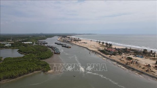 New technology applied in coastal erosion prevention in Ba Ria-Vung Tau