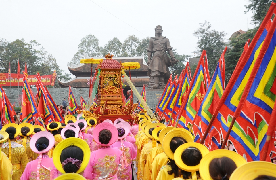 thu tuong du le hoi ky niem chien thang ngoc hoi dong da