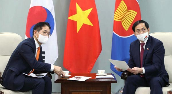 S. Korea, Viet Nam should upgrade alliance to high-tech, healthcare, security: FM minister