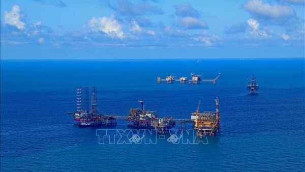 Joint venture set to commission two oil rigs in Q4